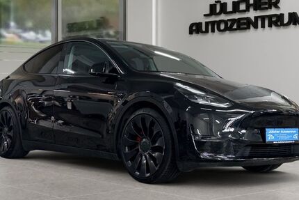 Tesla Model Y 64.553 km 36.990 &euro; Jülich 52428