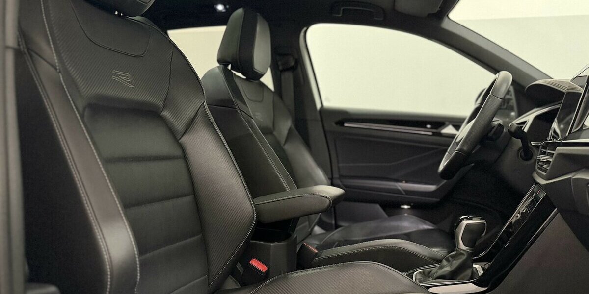 VW T-Roc R-Line/4Motion/Pano/Memory/Keyles 64.000 km 28.250 &euro; Mönchengladbach 41066