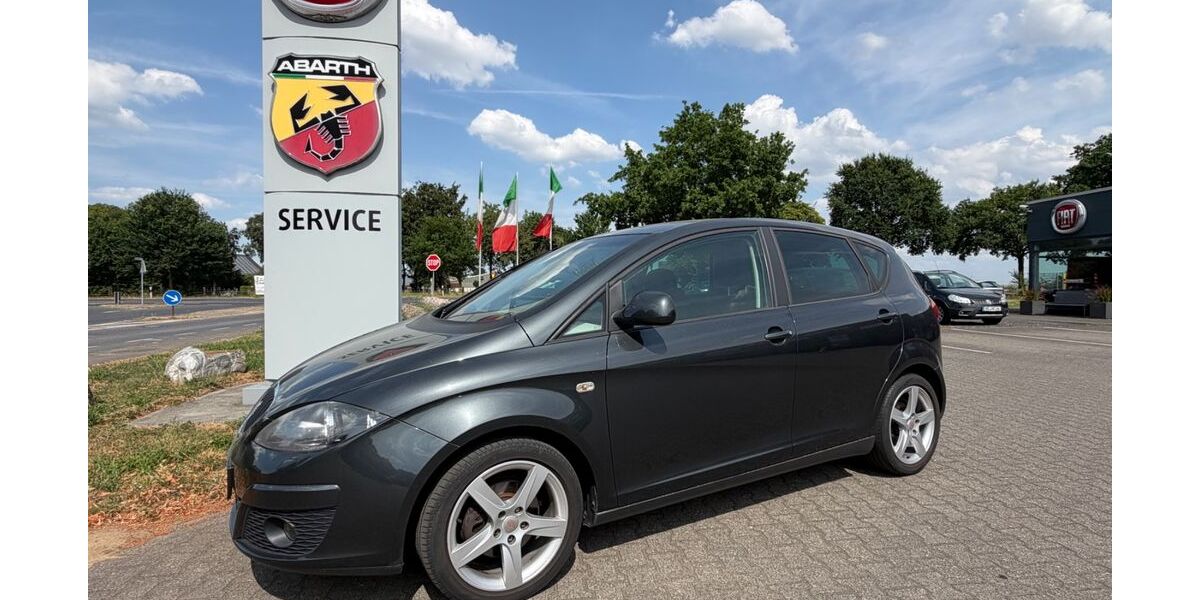 Seat Altea 192.000 km 2.390 &euro; Grevenbroich 41515