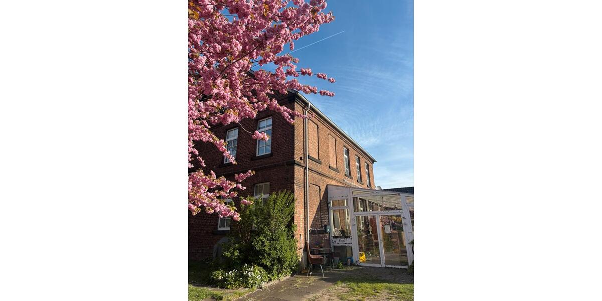 Einfamilienhaus Bergheim Auenheim - 9 Zimmer, 300 m&sup2;, 670.000&euro; | Angebot:26990660