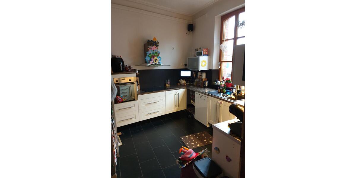 Einfamilienhaus Linnich - 8 Zimmer, 150 m&sup2;, 460.000&euro; | Angebot:25282171