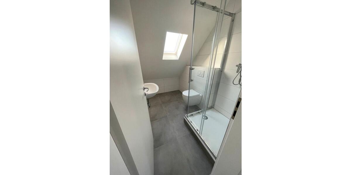 Dachgeschoßwohnung Hückelhoven - 2 Zimmer, 42 m&sup2;, 575&euro; | Angebot:26032961