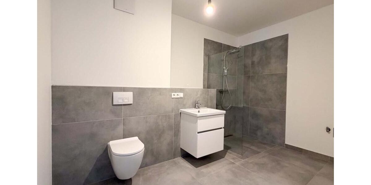 Etagenwohnung Düsseldorf Pempelfort - 3 Zimmer, 87 m&sup2;, 1.680&euro; | Angebot:24199381