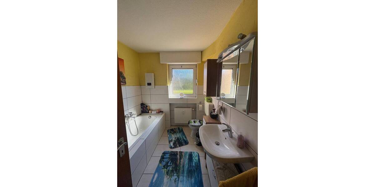 Etagenwohnung Krefeld Oppum - 1 Zimmer, 89 m&sup2;, 950&euro; | Angebot:26244926