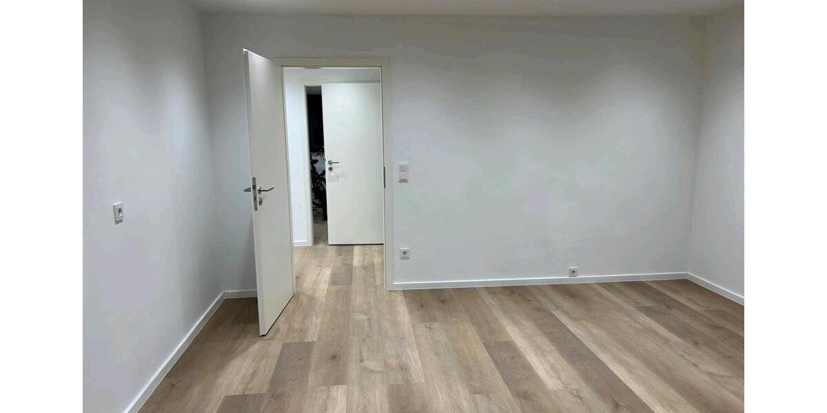 Etagenwohnung Mönchengladbach Nord - 3 Zimmer, 85 m&sup2;, 1.020&euro; | Angebot:25892832