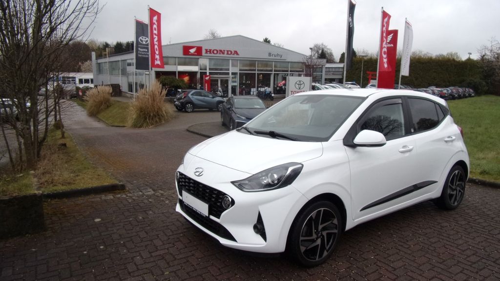 Hyundai i10 30.499 km 11.999 &euro; Ratingen 40882
