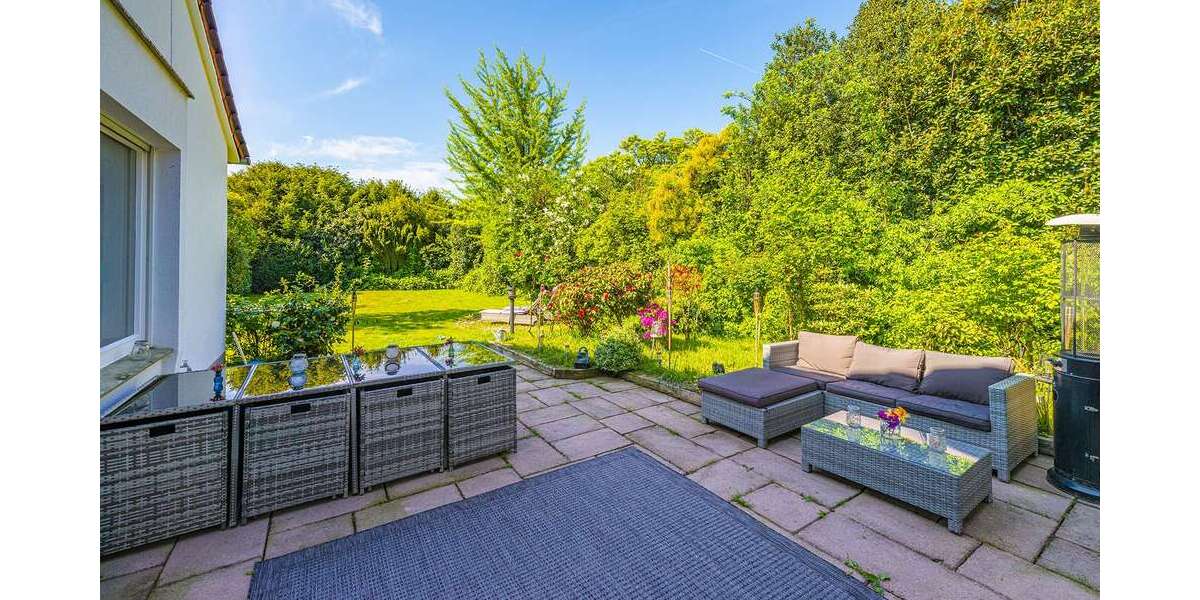 Einfamilienhaus Langenfeld - 11 Zimmer, 255 m&sup2;, 1.480.000&euro; | Angebot:24699477