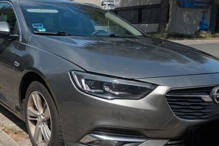 Opel Insignia 193.000 km 7.499 &euro; Ratingen 40880