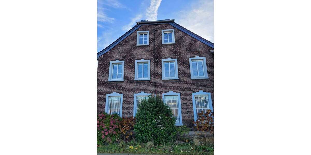 Einfamilienhaus Krefeld Benrad - 10 Zimmer, 220 m&sup2;, 950.000&euro; | Angebot:21808077