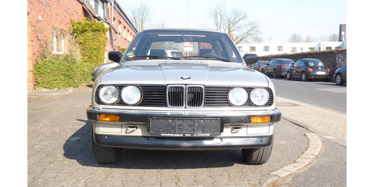 BMW 318 123.000 km 8.650 &euro; Korschenbroich 41352