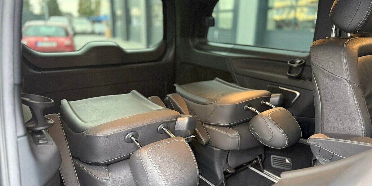 Mercedes-Benz V 300 d Lang / AMG Paket / 4MATIC / Leder / AHK 70.000 km 54.490 &euro; Mönchengladbach 41066