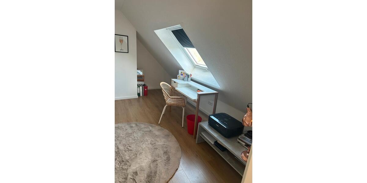 Maisonettenwohnung Neuss Reuschenberg - 3 Zimmer, 92 m&sup2;, 1.540&euro; | Angebot:26048097