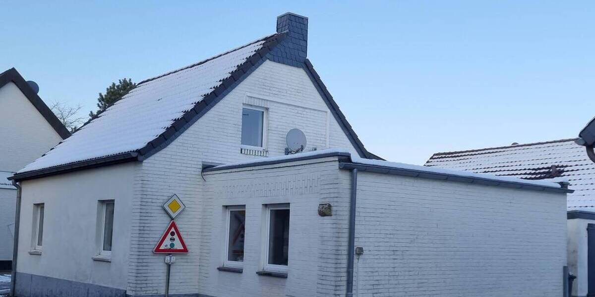 Einfamilienhaus Wegberg Arsbeck - 4 Zimmer, 110 m&sup2;, 169.000&euro; | Angebot:25749003