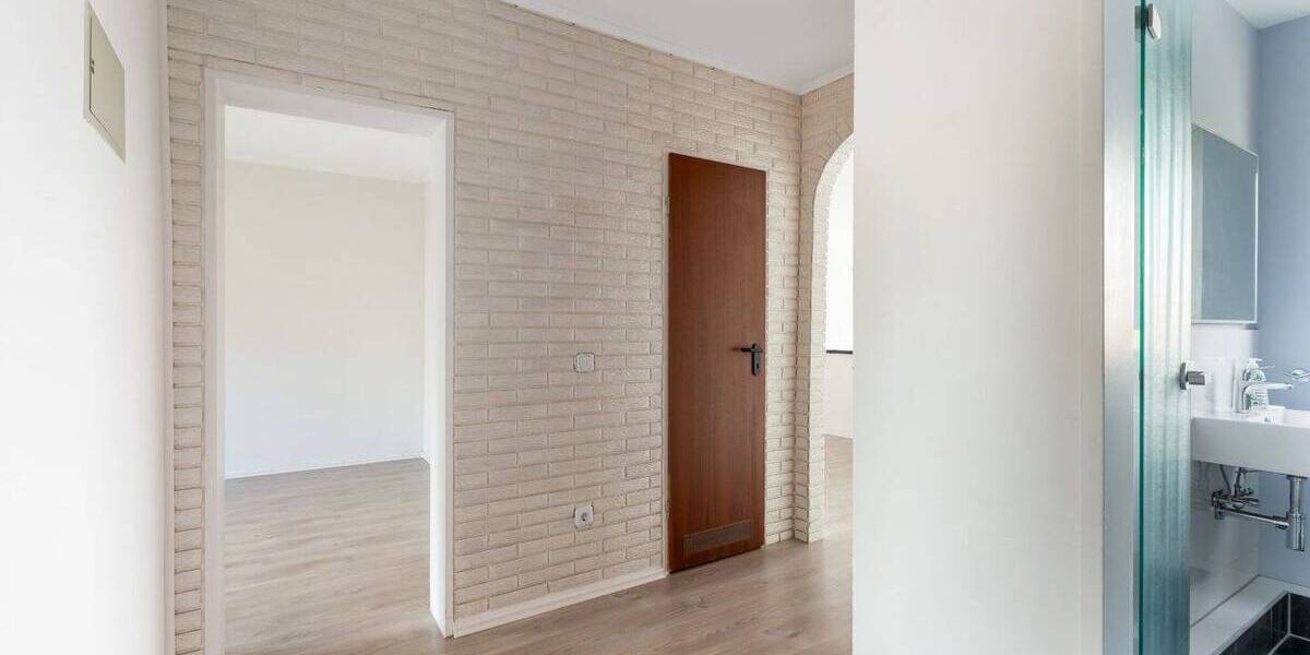 Etagenwohnung Düsseldorf Ludenberg - 2 Zimmer, 80 m&sup2;, 299.000&euro; | Angebot:26204335