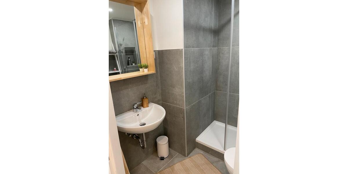 Etagenwohnung Düsseldorf Stadtbezirk 3 - 1 Zimmer, 32 m&sup2;, 220.000&euro; | Angebot:26004963