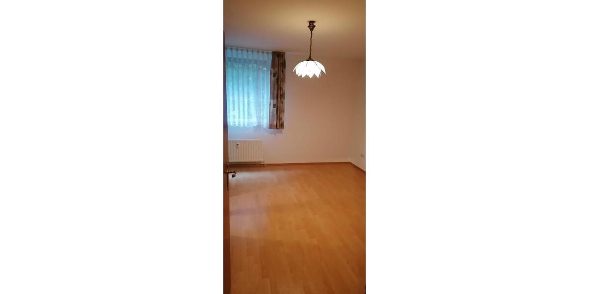 Hochparterre Ratingen Tiefenbroich - 2 Zimmer, 64 m&sup2;, 235.000&euro; | Angebot:26959481