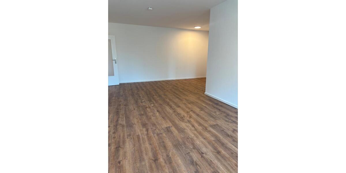 Etagenwohnung Erkrath - 3 Zimmer, 84 m&sup2;, 280.000&euro; | Angebot:26165928