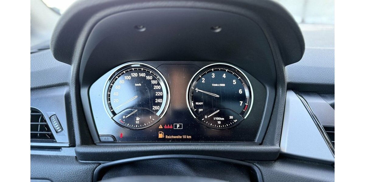 BMW 218 Active Tourer Automatik / PANO / LED / 1.Hd 65.000 km 15.900 &euro; Mönchengladbach 41066