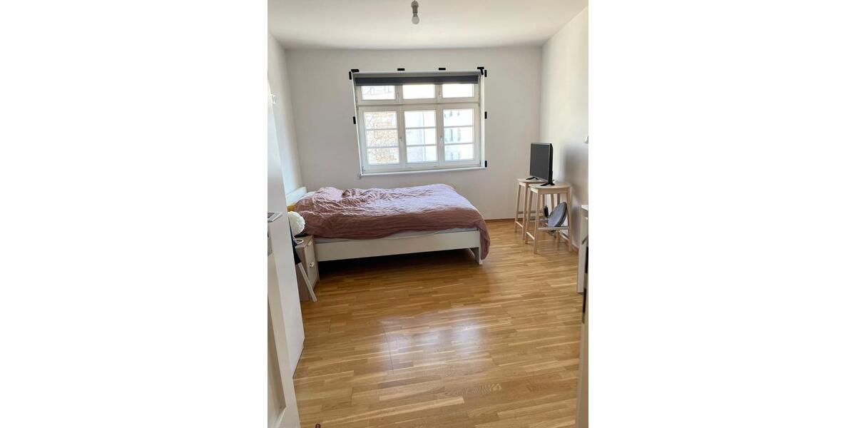 Etagenwohnung Düsseldorf Derendorf - 2 Zimmer, 59 m&sup2;, 1.250&euro; | Angebot:25840841