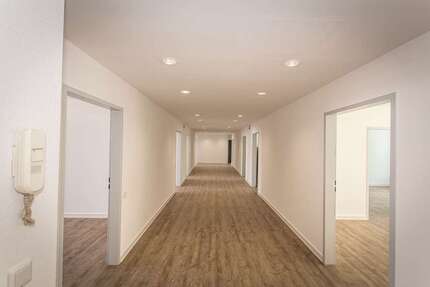 Gewerbeobjekt Düsseldorf Stadtmitte - 7.050&euro; | Angebot:27348771