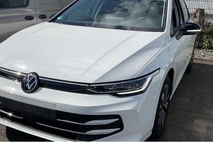 VW Golf 12.389 km 30.450 &euro; Hilden 40721