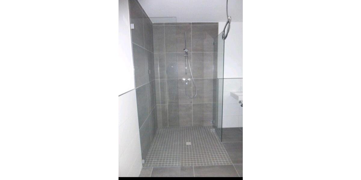 Etagenwohnung Grevenbroich Hemmerden - 3 Zimmer, 88 m&sup2;, 1.655&euro; | Angebot:26635305