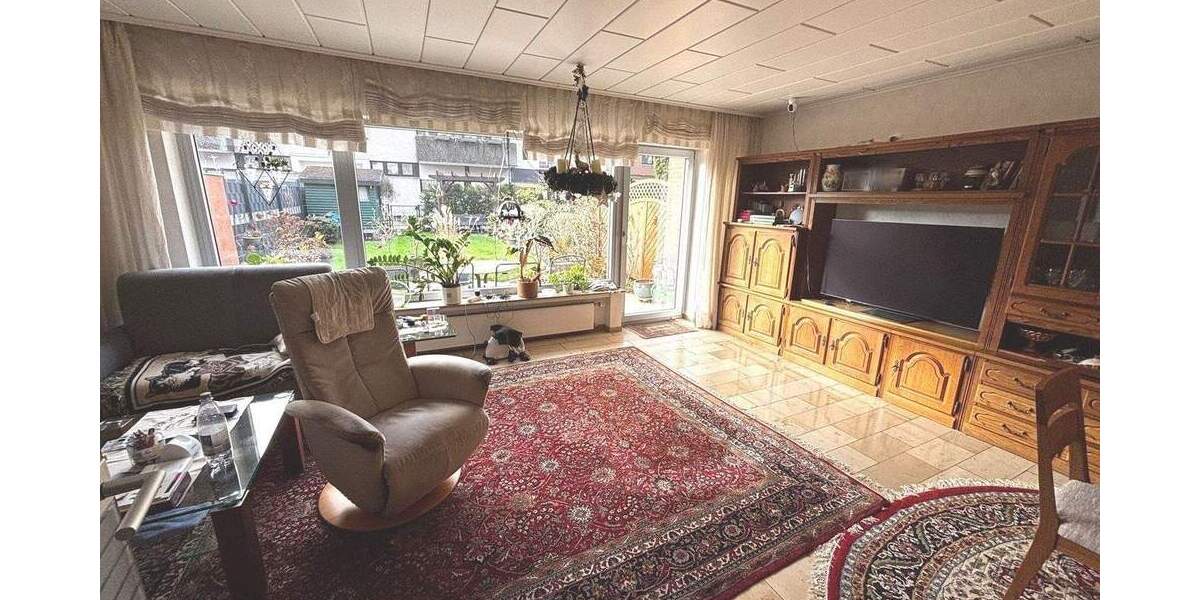 Reihenmittelhaus Krefeld Fischeln - 5 Zimmer, 120 m&sup2;, 395.000&euro; | Angebot:25820518
