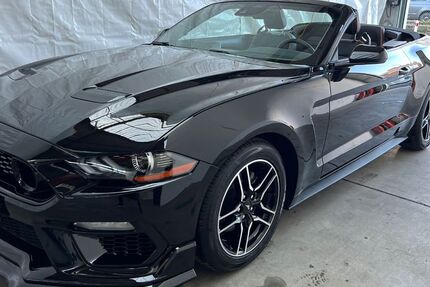 Ford Mustang 38.000 km 27.890 &euro; Düsseldorf 40589