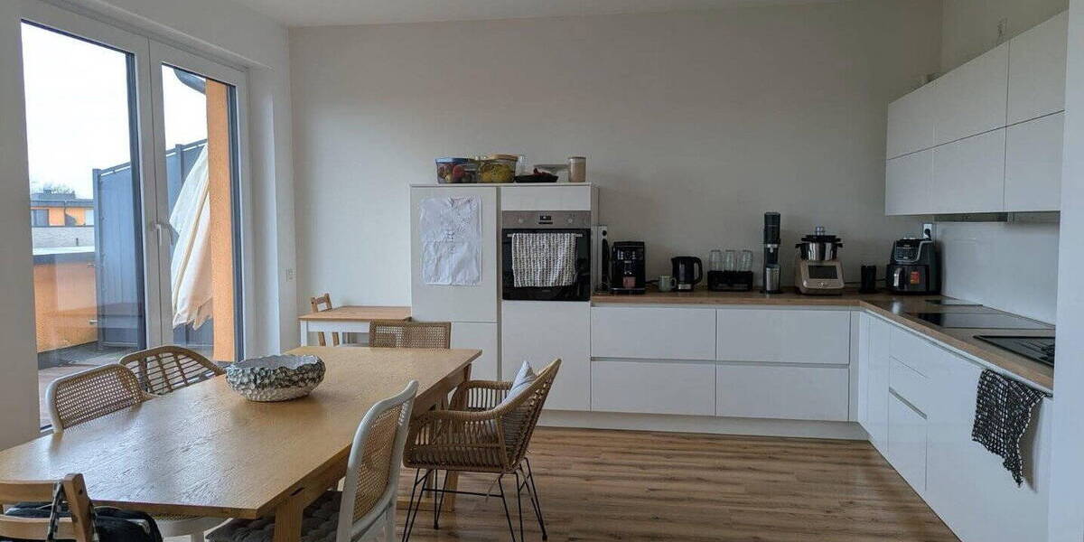 Terrassenwohnung Krefeld Stadtmitte - 4 Zimmer, 110 m&sup2;, 1.320&euro; | Angebot:26065016