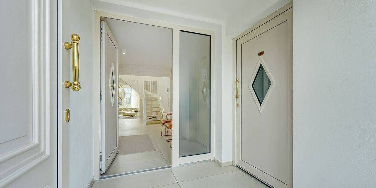 Einfamilienhaus Düsseldorf Hubbelrath - 9 Zimmer, 485 m&sup2;, 2.990.000&euro; | Angebot:26204659