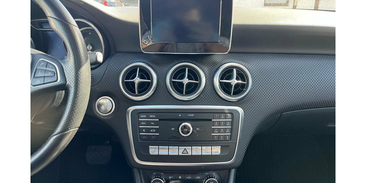 Mercedes-Benz A 220 CDI / AMG / Pano / Kamera / Navi / Euro6 195.000 km 15.890 &euro; Mönchengladbach 41066