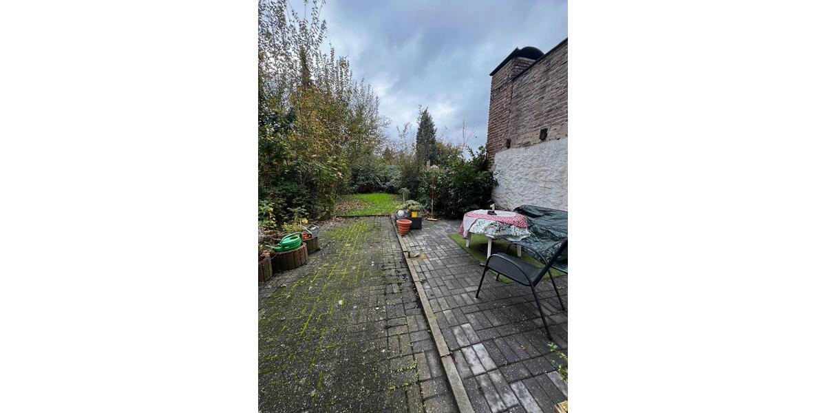 Mehrfamilienhaus, Wohnhaus Mönchengladbach Süd - 6 Zimmer, 200 m&sup2;, 299.000&euro; | Angebot:27226285
