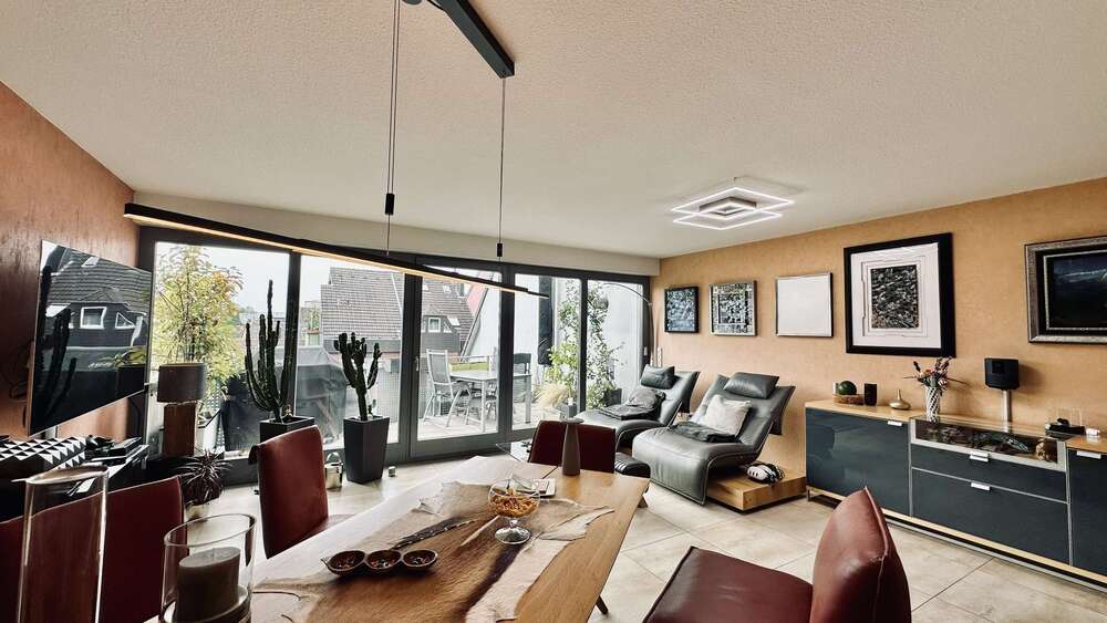 Etagenwohnung Dormagen Hackenbroich - 3 Zimmer, 84 m&sup2;, 360.000&euro; | Angebot:23822962