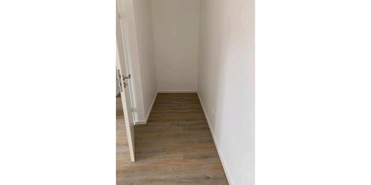 Dachgeschoßwohnung Wegberg - 2 Zimmer, 47 m&sup2;, 105.000&euro; | Angebot:26183173