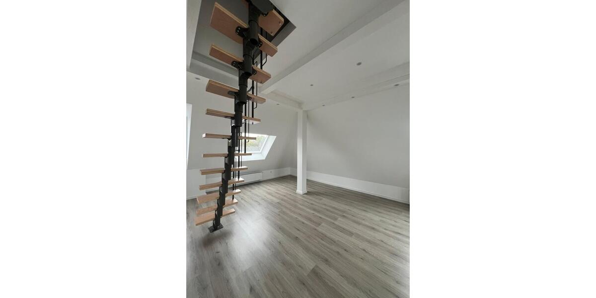 Dachgeschoßwohnung Jülich - 2 Zimmer, 63 m&sup2;, 1.080&euro; | Angebot:25407434