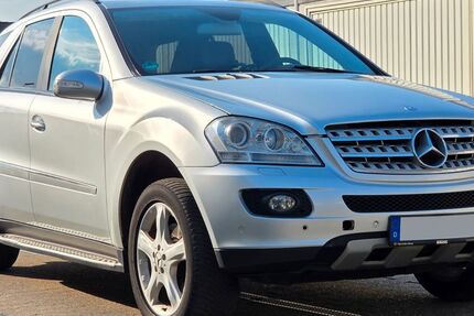 Mercedes-Benz ML 320 242.000 km 3.999 &euro; jülich 52428