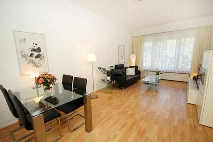 Wohnung Düsseldorf Stadtbezirk 2 - 2 Zimmer, 65 m&sup2;, 2.000&euro; | Angebot:27632245
