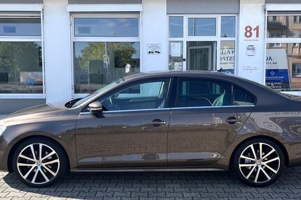 VW Jetta 168.700 km 7.490 &euro; Mönchengladbach 41063