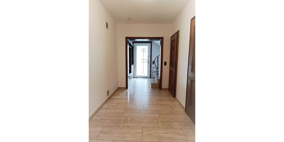 Mehrfamilienhaus, Wohnhaus Mönchengladbach-Wickrath Wickrath - 6 Zimmer, 124 m&sup2;, 368.000&euro; | Angebot:25744860