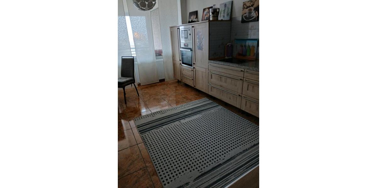 Etagenwohnung Neuss - 4 Zimmer, 108 m&sup2;, 280.000&euro; | Angebot:26094151