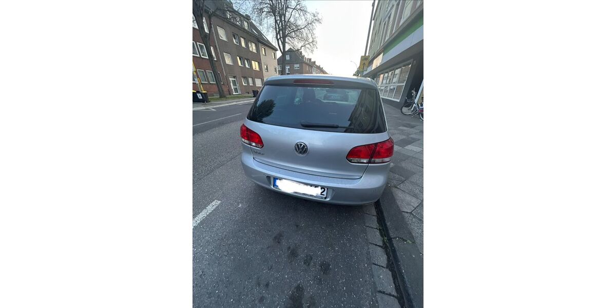 VW Golf 157.000 km 5.100 &euro; Mönchengladbach 41065
