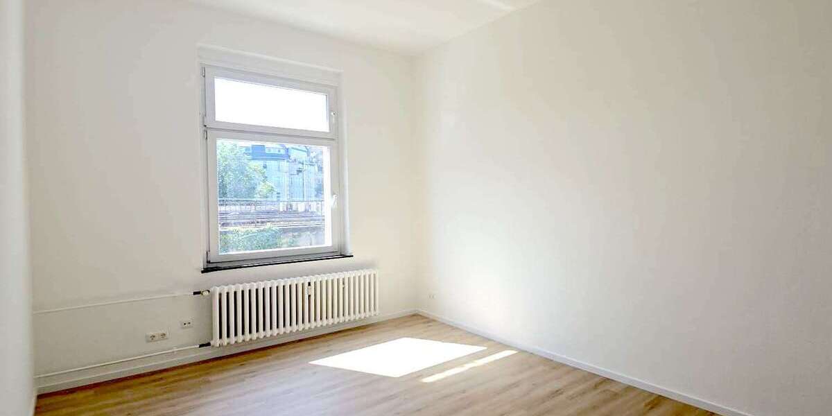 Etagenwohnung Düsseldorf Oberbilk - 1 Zimmer, 41 m&sup2;, 145.000&euro; | Angebot:26981713