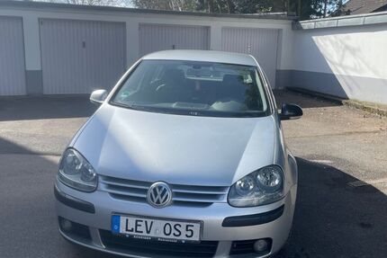 VW Golf 139.500 km 1.999 &euro; Leverkusen 51381