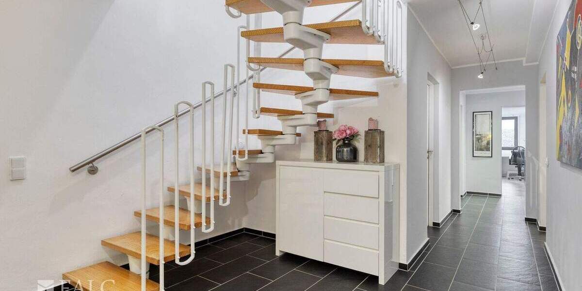 Mehrfamilienhaus, Wohnhaus Pulheim - 7 Zimmer, 351 m&sup2;, 1.199.000&euro; | Angebot:25820748