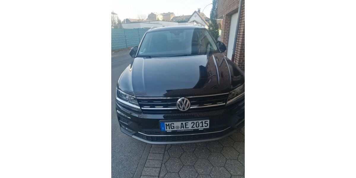 VW Tiguan 39.500 km 23.700 &euro; Mönchengladbach 41238
