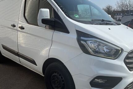 Ford Transit Custom 143.270 km 8.500 &euro; Mönchengladbach 41065