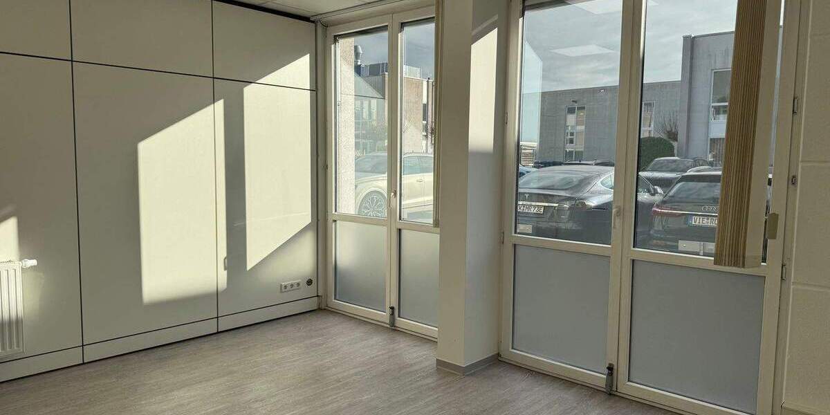 Gewerbeobjekt Willich Münchheide - 7 Zimmer, 246 m&sup2;, 2.460&euro; | Angebot:25769990