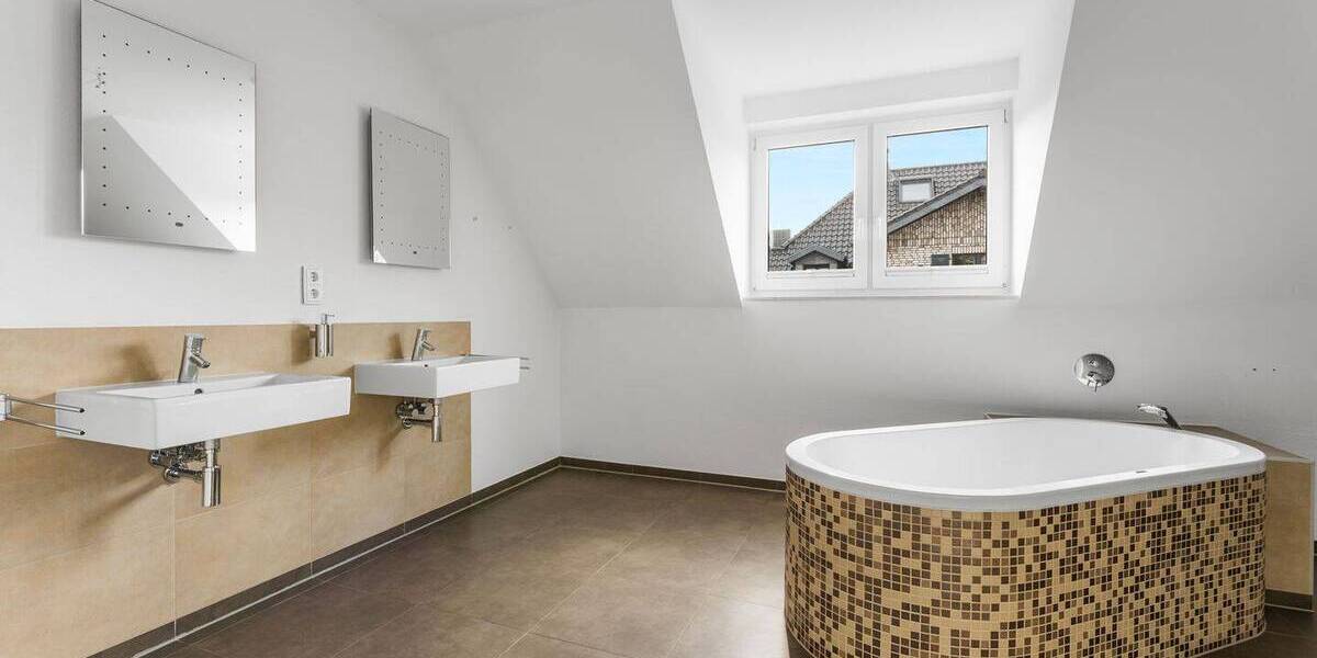 Doppelhaushälfte Korschenbroich Glehn - 5 Zimmer, 160 m&sup2;, 680.000&euro; | Angebot:26243660