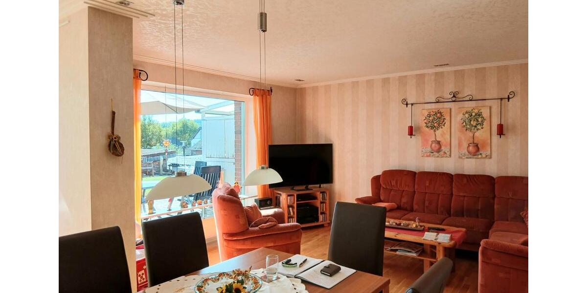 Reihenhaus Hückelhoven - 4 Zimmer, 168 m&sup2;, 368.000&euro; | Angebot:26096905