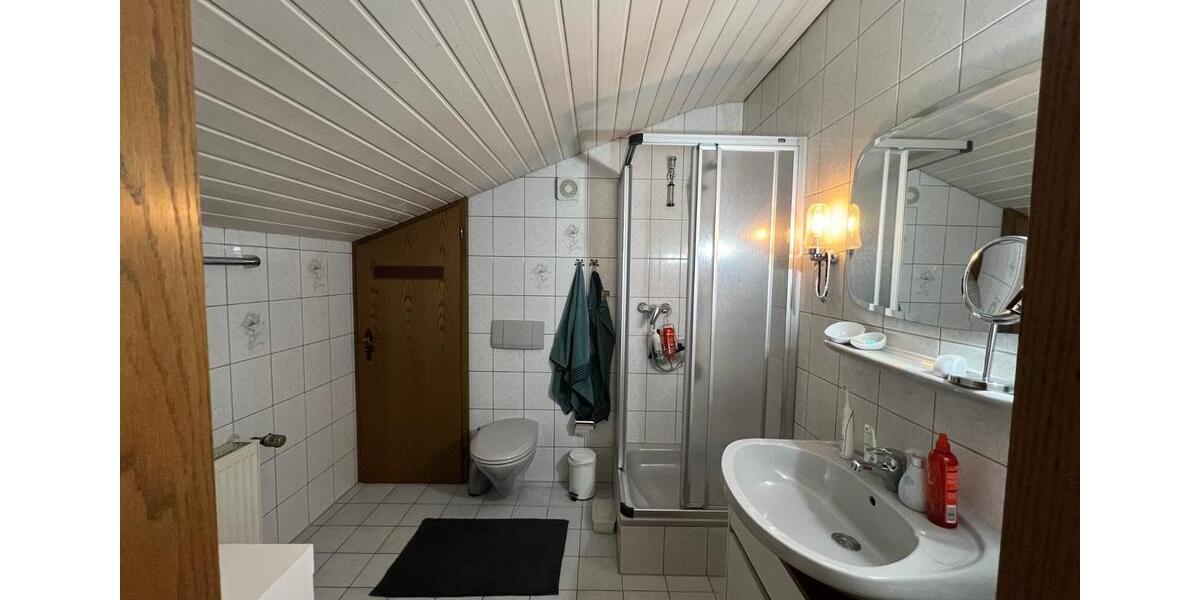 Dachgeschoßwohnung Linnich - 1 Zimmer, 55 m&sup2;, 410&euro; | Angebot:26022959